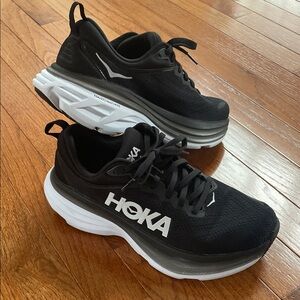 Hoka Black and White Bondi 8 Women’s Size 8.5